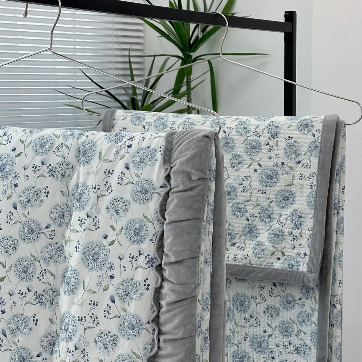 91家纺网 家纺一手货源 找家纺 （总）佰织鑫家居 2025新款棉加绒床盖款春秋被四件套