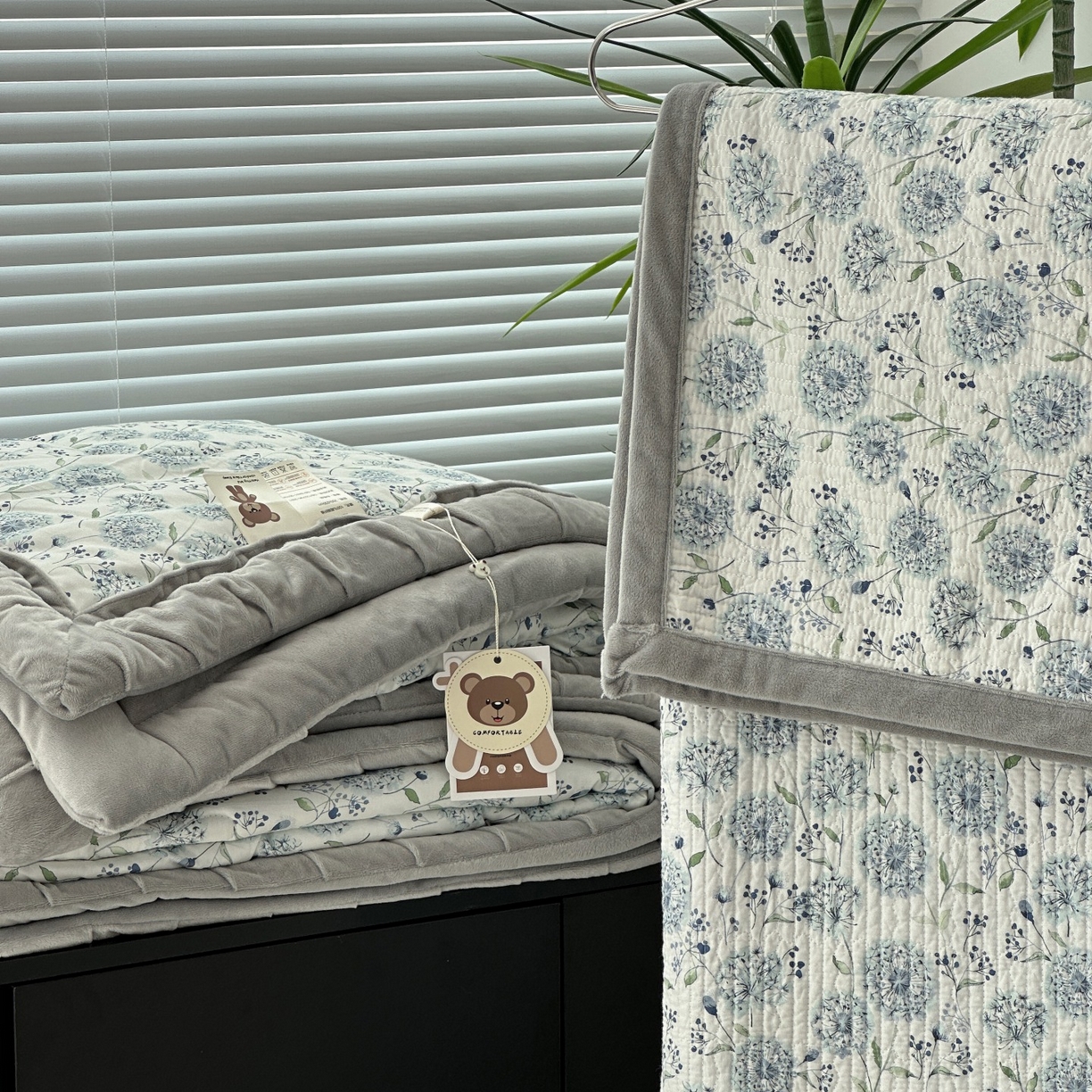 91家纺网 家纺一手货源 找家纺 （总）佰织鑫家居 2025新款棉加绒床盖款春秋被四件套