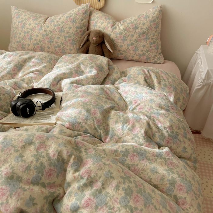 91家纺网 家纺一手货源 找家纺 铺尚美家纺 2025新款亲肤舒适A类云感双层纱印花小清新四件套（提供买家秀） 童话星岛