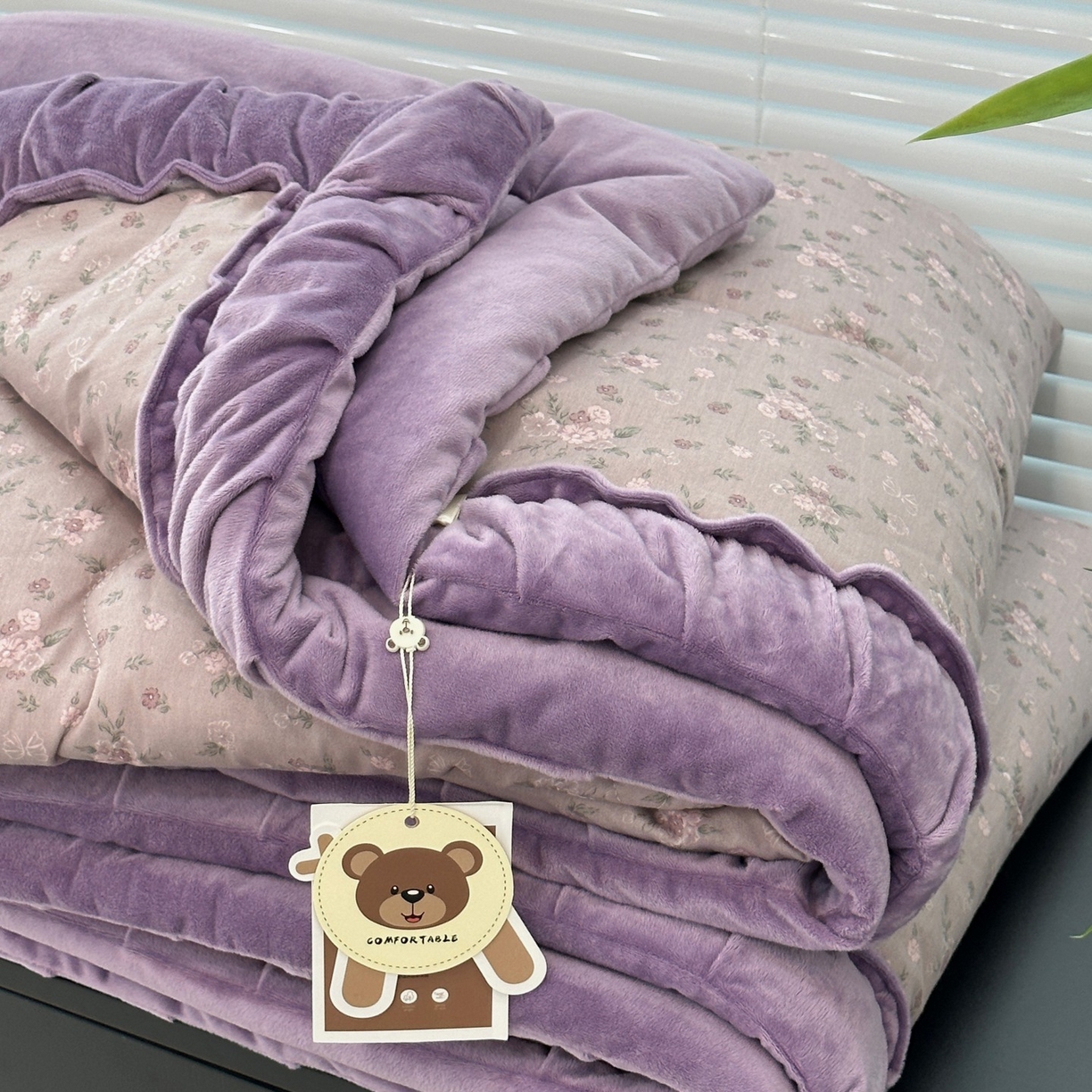 91家纺网 家纺一手货源 找家纺 佰织鑫家居 2025新款高克重宝宝绒婴儿绒春秋被子被芯 小花紫