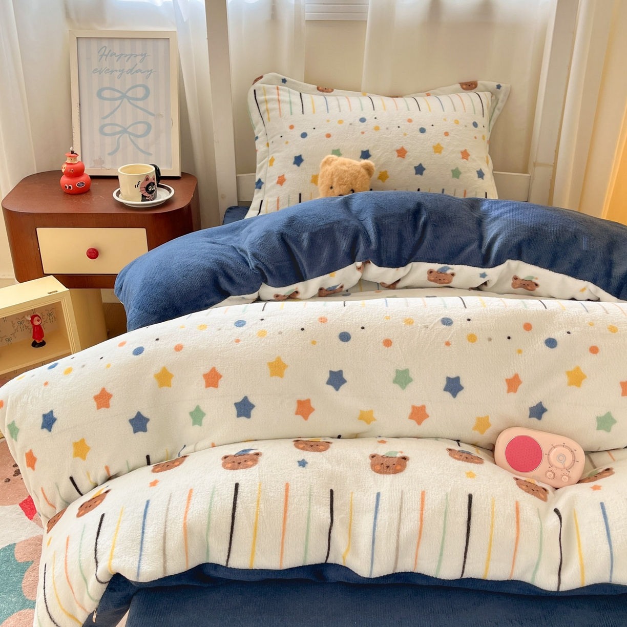 91家纺网 家纺一手货源 找家纺 寻米 2025新款高克重加厚保暖牛奶绒学生宿舍单床笠单件床笠 小熊维尼