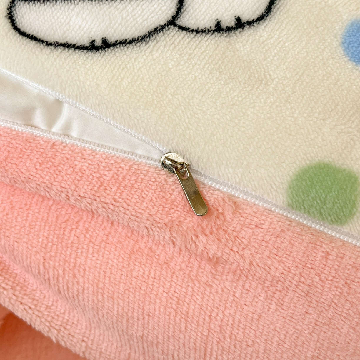 91家纺网 家纺一手货源 找家纺 寻米 2025新款高克重加厚保暖牛奶绒学生宿舍单床笠单件床笠 彩虹小狗