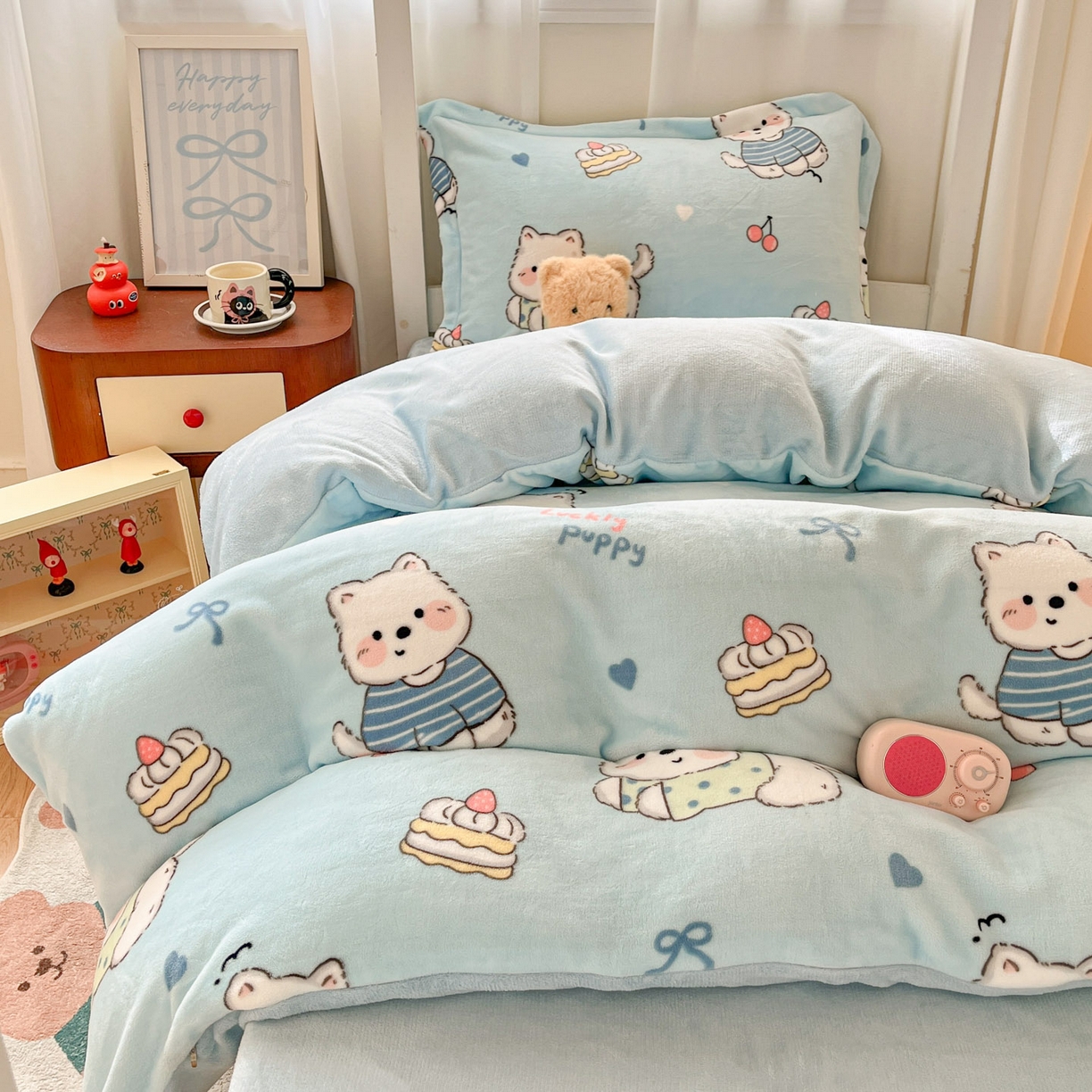 91家纺网 家纺一手货源 找家纺 寻米 2025新款高克重加厚保暖牛奶绒学生宿舍单床笠单件床笠 蓝色恋人