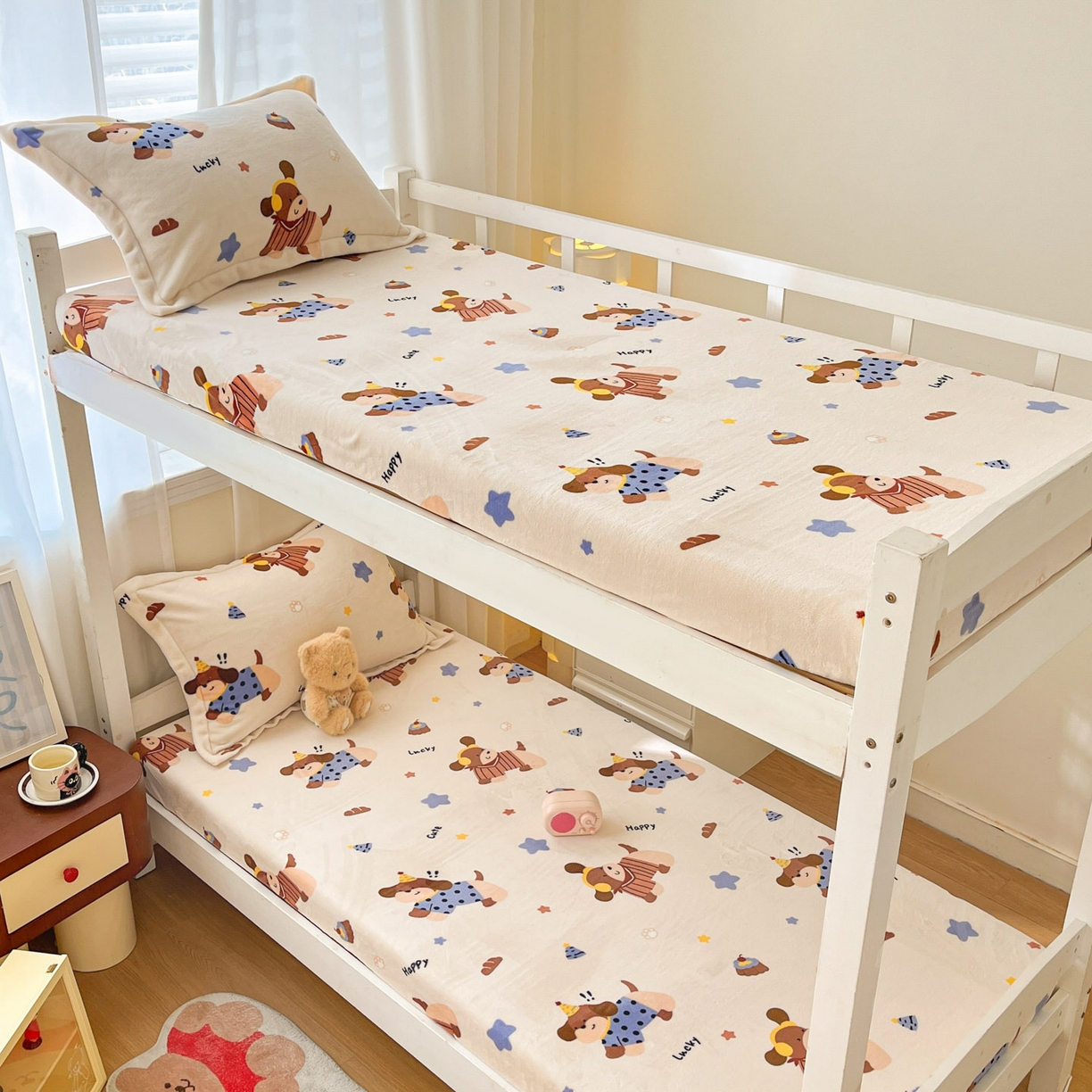 91家纺网 家纺一手货源 找家纺 寻米 2025新款高克重加厚保暖牛奶绒学生宿舍单床笠单件床笠 摇滚星球