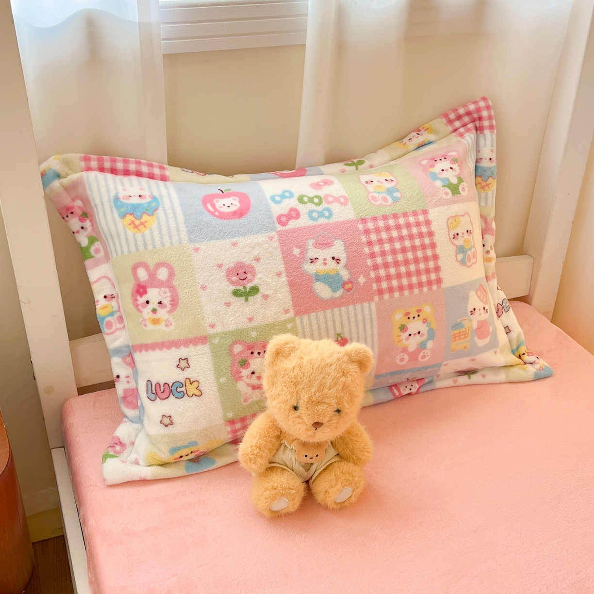 91家纺网 家纺一手货源 找家纺 寻米 2025新款高克重加厚保暖牛奶绒学生宿舍单床笠单件床笠 恋爱日记