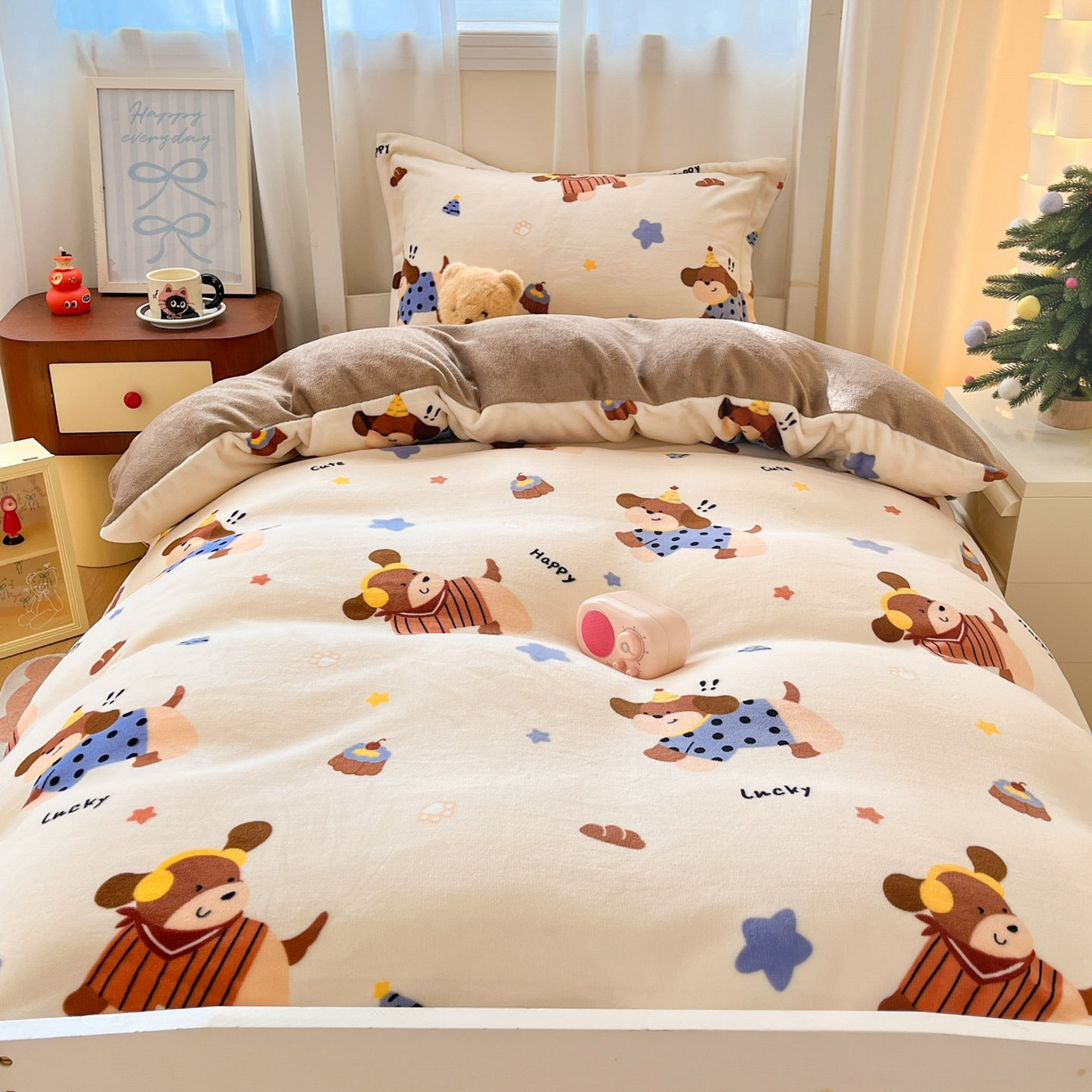 91家纺网 家纺一手货源 找家纺 寻米 2025新款高克重加厚保暖牛奶绒学生宿舍单床笠单件床笠 摇滚星球