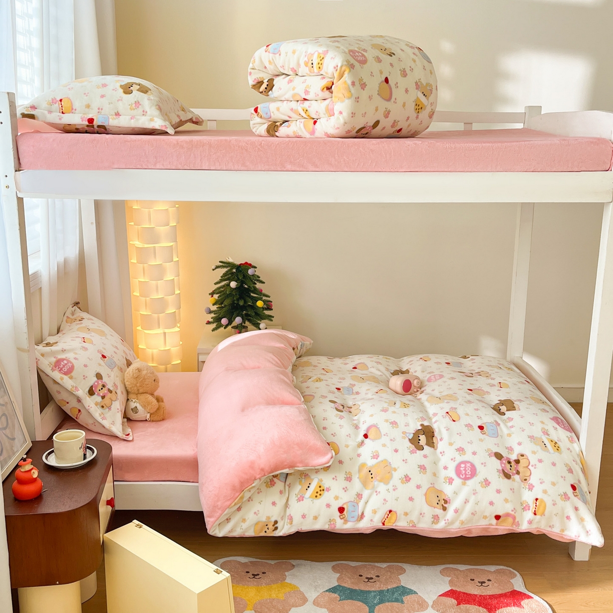 91家纺网 家纺一手货源 找家纺 寻米 2025新款高克重加厚保暖牛奶绒学生宿舍单床笠单件床笠 草莓布丁