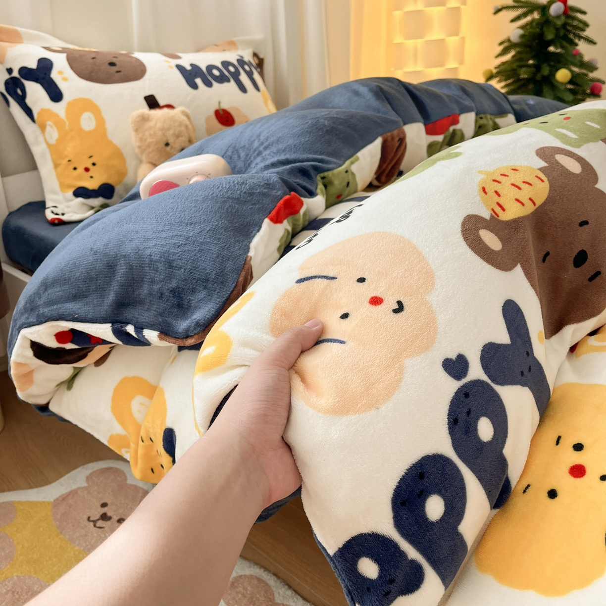 91家纺网 家纺一手货源 找家纺 寻米 2025新款高克重加厚保暖牛奶绒学生宿舍单床笠单件床笠 奇奇莫拉-蓝色