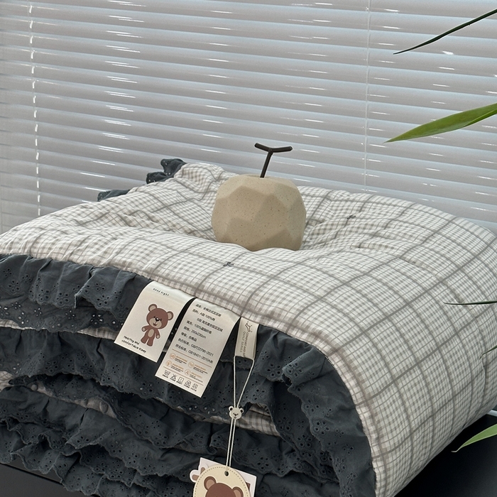 91家纺网 家纺一手货源 找家纺 佰织鑫家居 2025秋冬加厚纯棉全棉法式豆豆被被子被芯蓝格