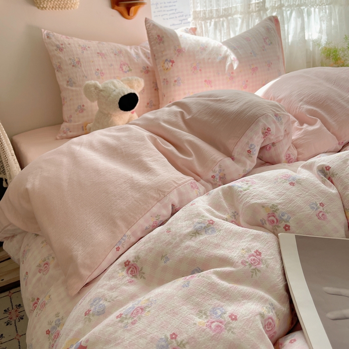 91家纺网 家纺一手货源 找家纺 铺尚美家纺 2025新款亲肤舒适A类云感双层纱印花小清新四件套（提供买家秀） 萌主后花园