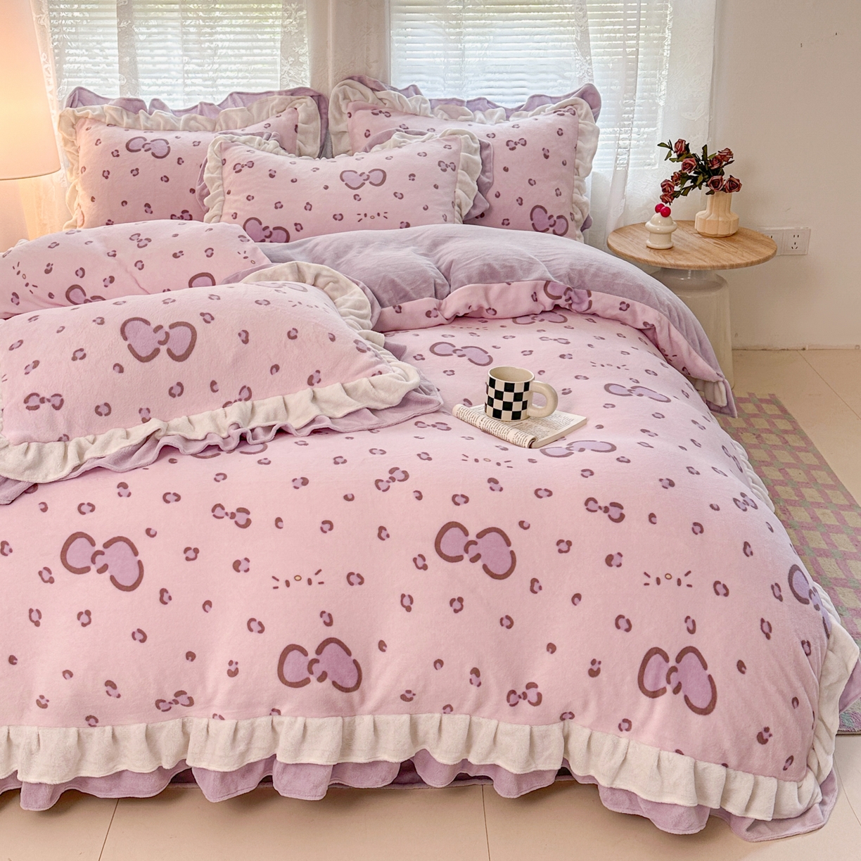 91家纺网 家纺一手货源 找家纺 （总）安哆啦家纺 2025新款小清新双层花边款高克重牛奶绒四件套