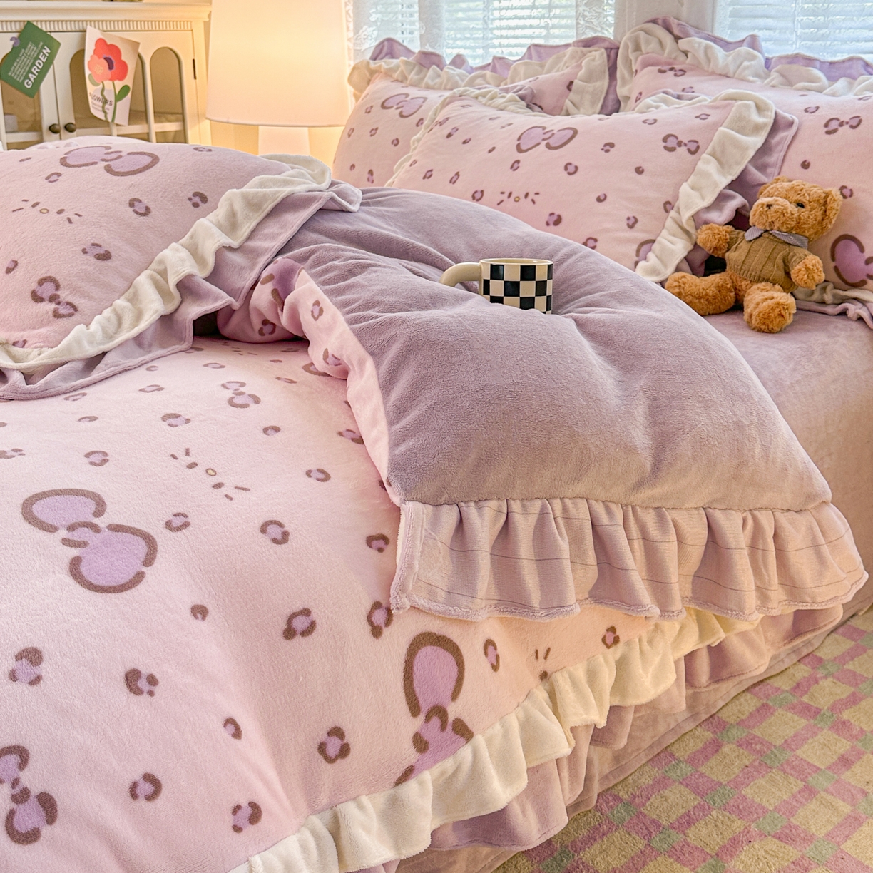 91家纺网 家纺一手货源 找家纺 （总）安哆啦家纺 2025新款小清新双层花边款高克重牛奶绒四件套