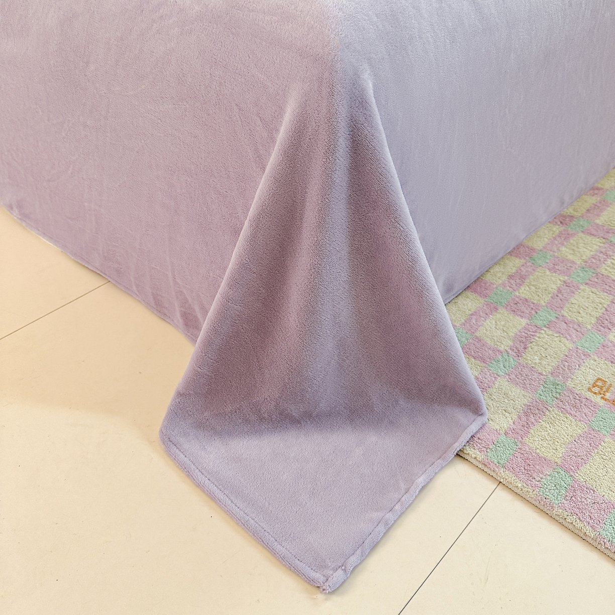 91家纺网 家纺一手货源 找家纺 安哆啦家纺 2025新款小清新双层花边款高克重牛奶绒四件套 粉粉豹