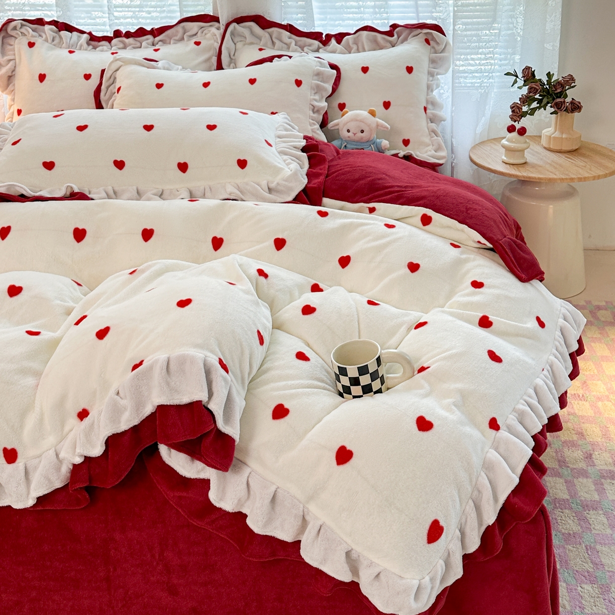 安哆啦家纺 2025新款小清新双层花边款高克重牛奶绒四件套 爱心-红