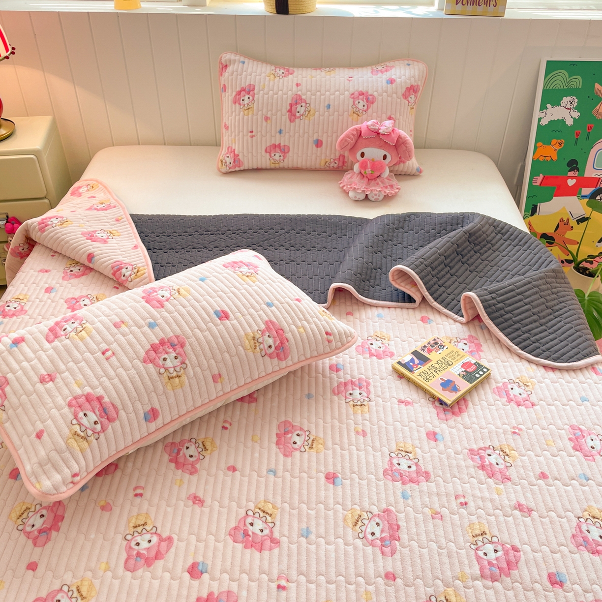 91家纺网 家纺一手货源 找家纺 （总）铺尚美家纺 2025新款高克重牛奶绒豆豆被套床盖悦心系列四件套