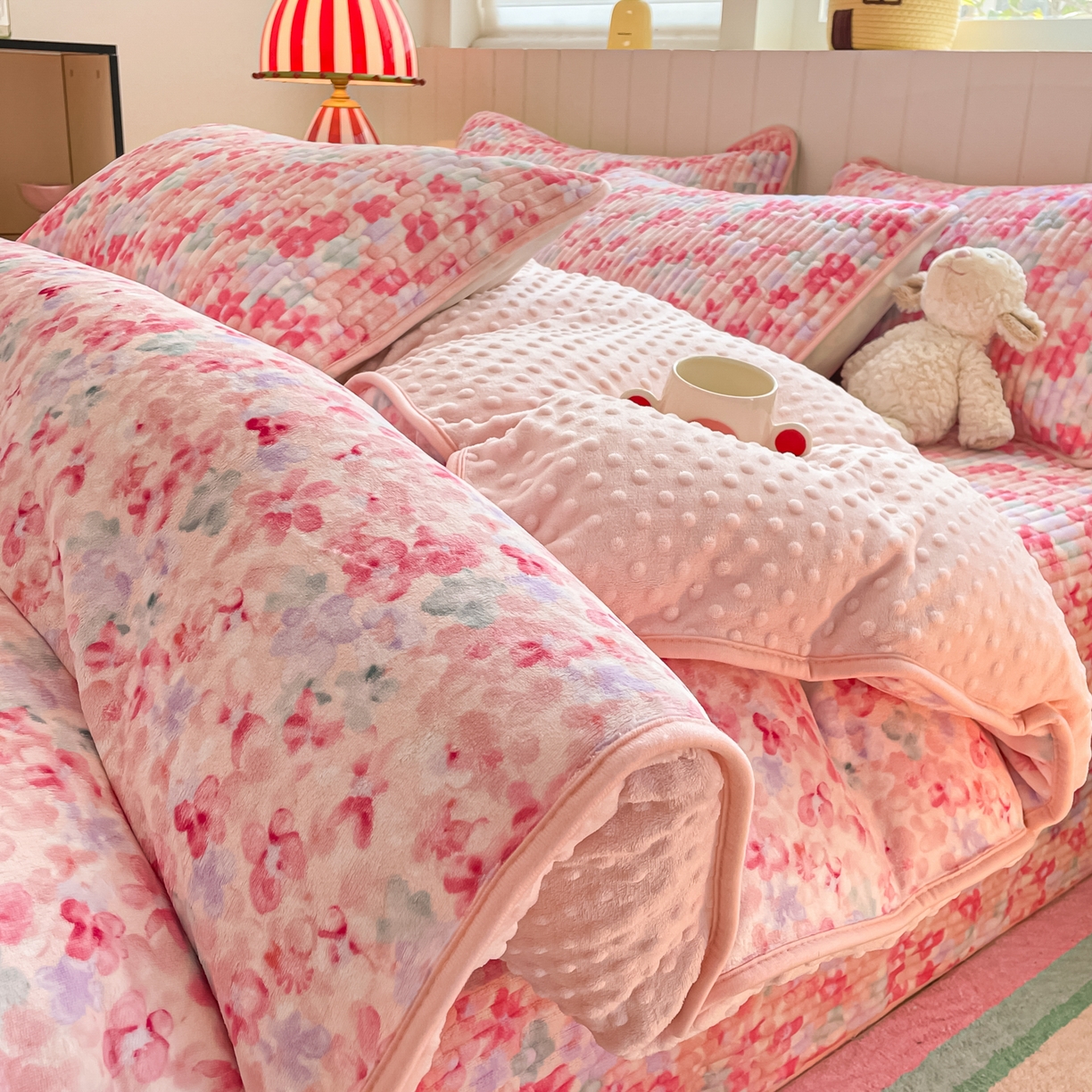 91家纺网 家纺一手货源 找家纺 （总）铺尚美家纺 2025新款高克重牛奶绒豆豆被套床盖悦心系列四件套