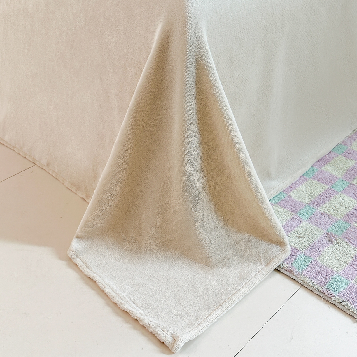 91家纺网 家纺一手货源 找家纺 安哆啦家纺 2025新款小清新双层花边款高克重牛奶绒四件套 素语