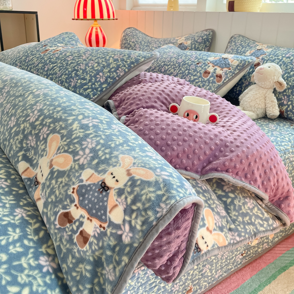 91家纺网 家纺一手货源 找家纺 （总）铺尚美家纺 2025新款高克重牛奶绒豆豆被套床盖悦心系列四件套