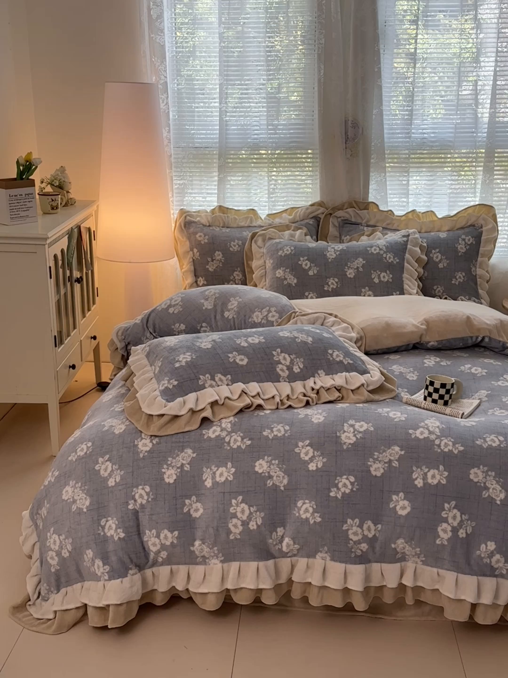 91家纺网 家纺一手货源 找家纺 安哆啦家纺 2025新款小清新双层花边款高克重牛奶绒四件套 素语