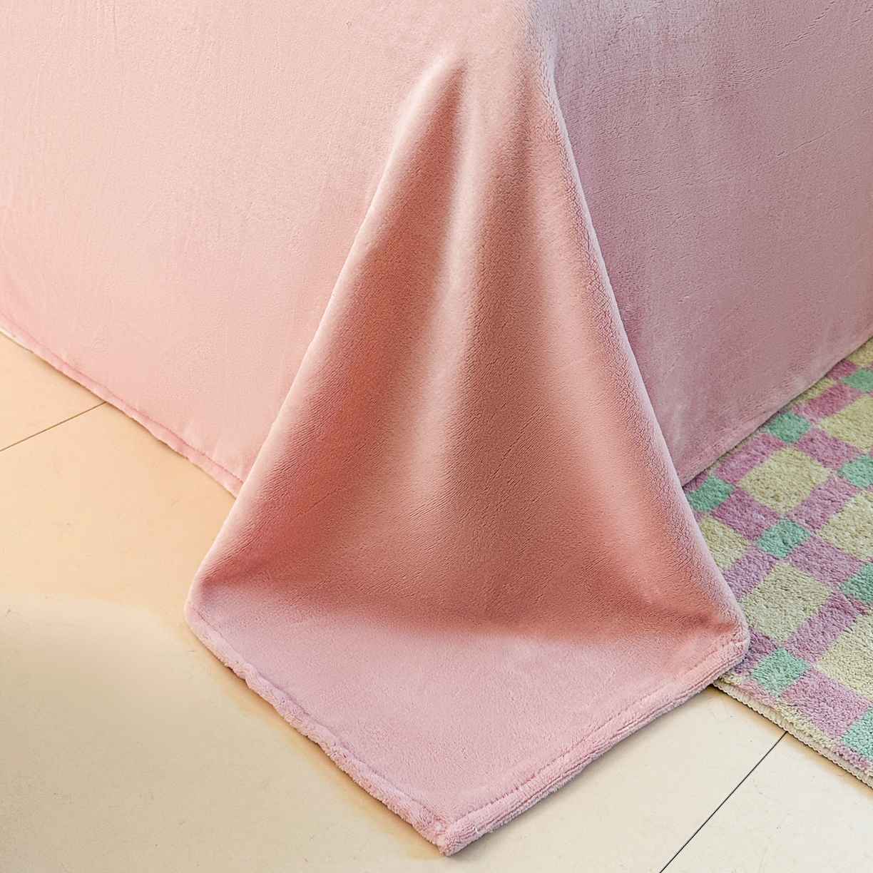 91家纺网 家纺一手货源 找家纺 安哆啦家纺 2025新款小清新双层花边款高克重牛奶绒四件套 条格喵