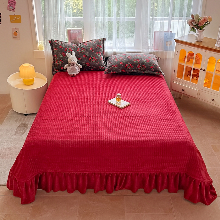 91家纺网 家纺一手货源 找家纺 梵克保罗 2025新款牛奶绒碎花床单床盖四件套-花妖款 花仙子