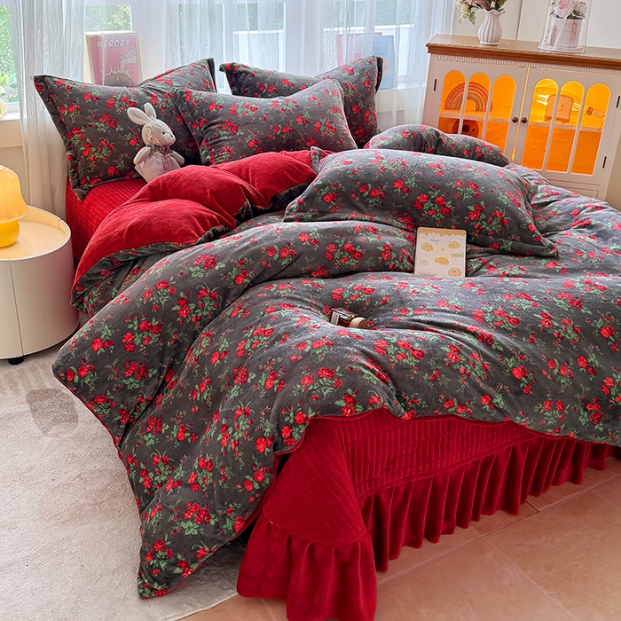 91家纺网 家纺一手货源 找家纺 梵克保罗 2025新款牛奶绒碎花床单床盖四件套-花妖款 花仙子