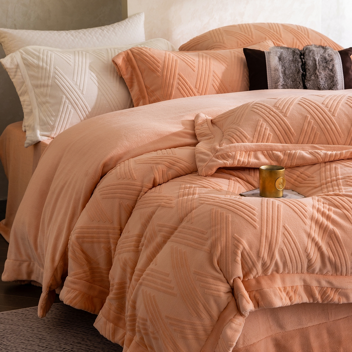 91家纺网 家纺一手货源 找家纺 蓝梦 2025新款全消光雕花牛奶绒四件套-元晞 暖玉