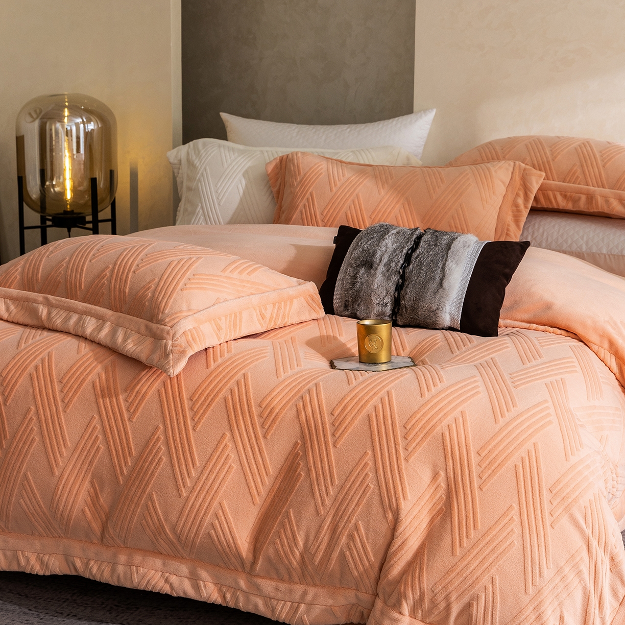 91家纺网 家纺一手货源 找家纺 （总）蓝梦 2025新款全消光雕花牛奶绒四件套-元晞