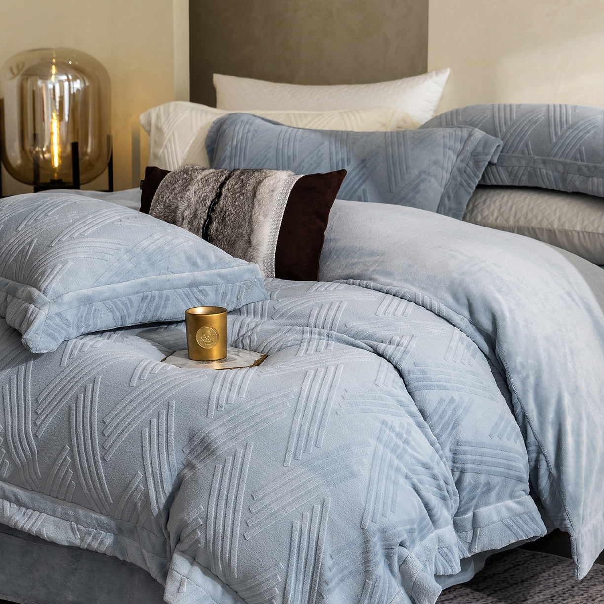 91家纺网 家纺一手货源 找家纺 蓝梦 2025新款全消光雕花牛奶绒四件套-元晞 甘蓝