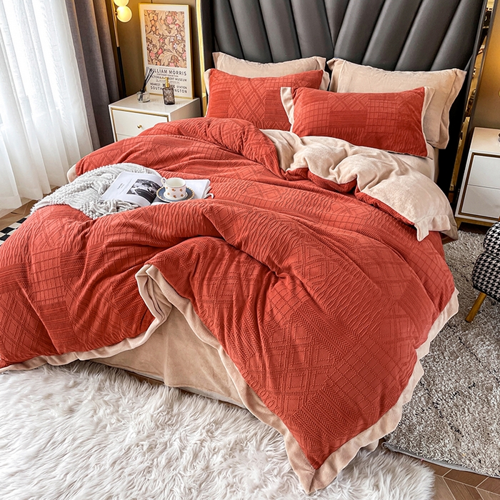 91家纺网 家纺一手货源 找家纺 梵克保罗 2025秋冬新款全消光拼角雕花绒牛奶绒四件套 安娜-奶油橙