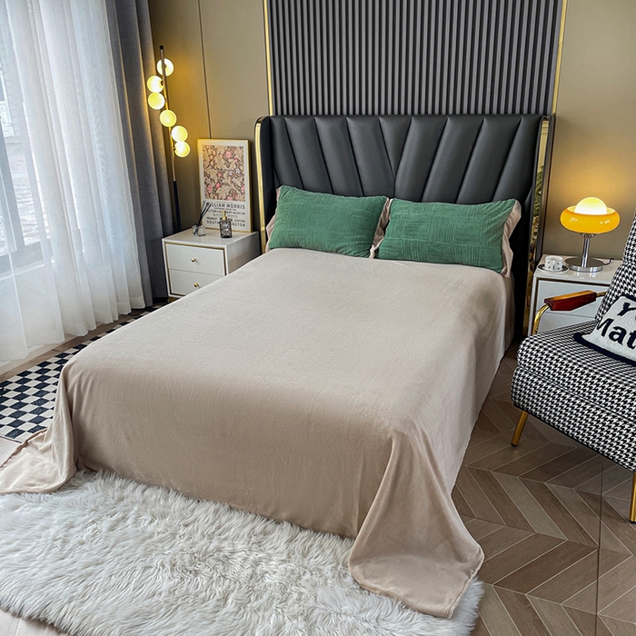 91家纺网 家纺一手货源 找家纺 梵克保罗 2025秋冬新款全消光拼角雕花绒牛奶绒四件套 典雅-抹绿