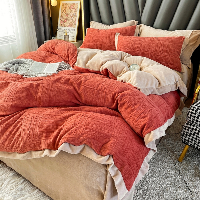 91家纺网 家纺一手货源 找家纺 梵克保罗 2025秋冬新款全消光拼角雕花绒牛奶绒四件套 典雅-奶油橙