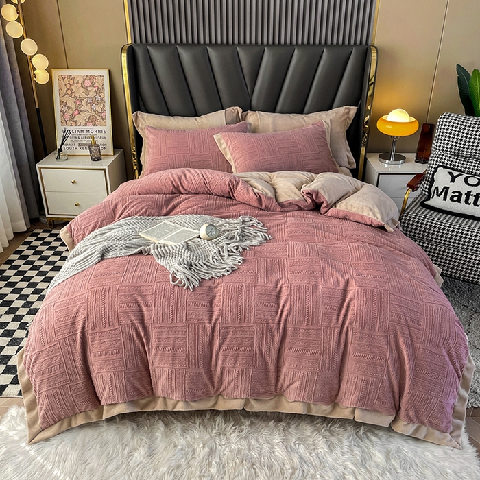 梵克保罗 2025秋冬新款全消光拼角雕花绒牛奶绒四件套 典雅-豆粉