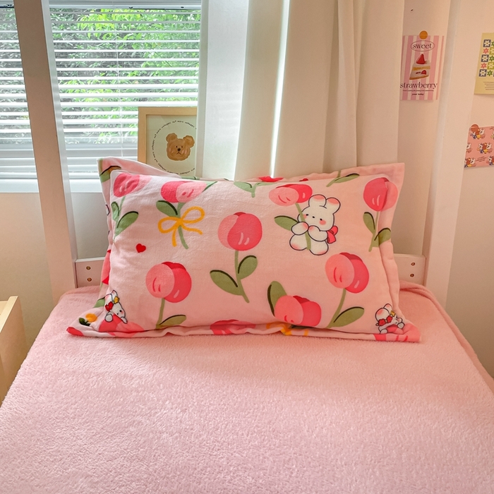 91家纺网 家纺一手货源 找家纺 寻米 2025新款高克重加厚保暖牛奶绒学生宿舍单床笠单件床笠系列二 野见花兔