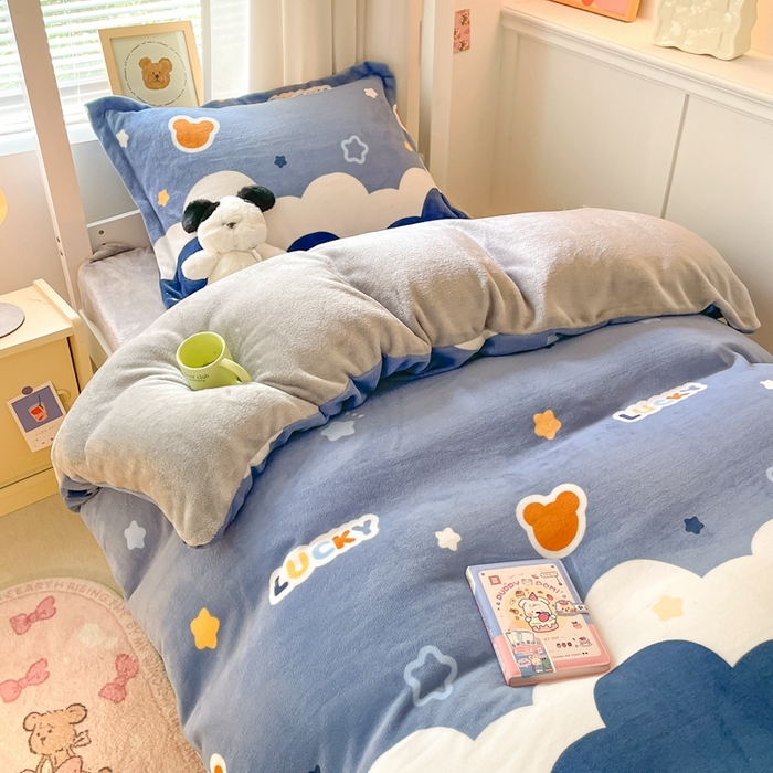 91家纺网 家纺一手货源 找家纺 寻米 2025新款高克重加厚保暖牛奶绒学生宿舍单床笠单件床笠系列二 小熊梦境