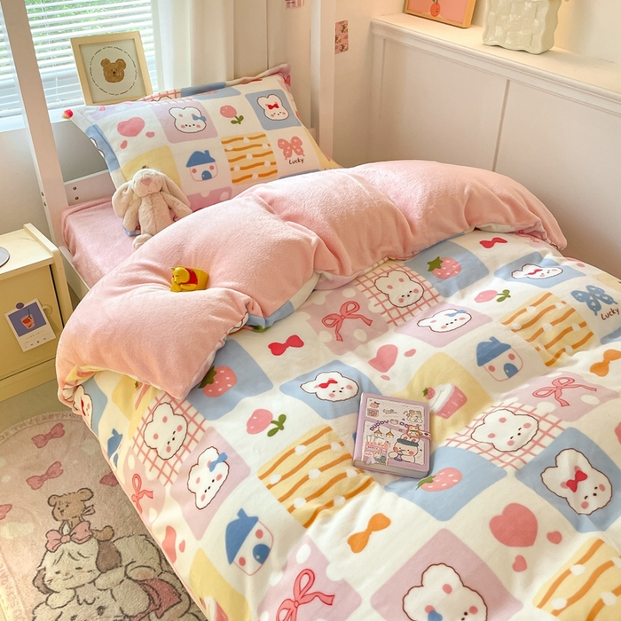 91家纺网 家纺一手货源 找家纺 寻米 2025新款高克重加厚保暖牛奶绒学生宿舍单床笠单件床笠系列二 小兔日记