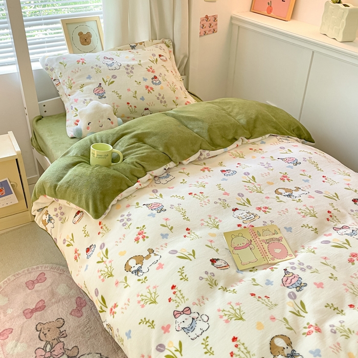 91家纺网 家纺一手货源 找家纺 寻米 2025新款高克重加厚保暖牛奶绒学生宿舍单床笠单件床笠系列二 小狗茶园-绿