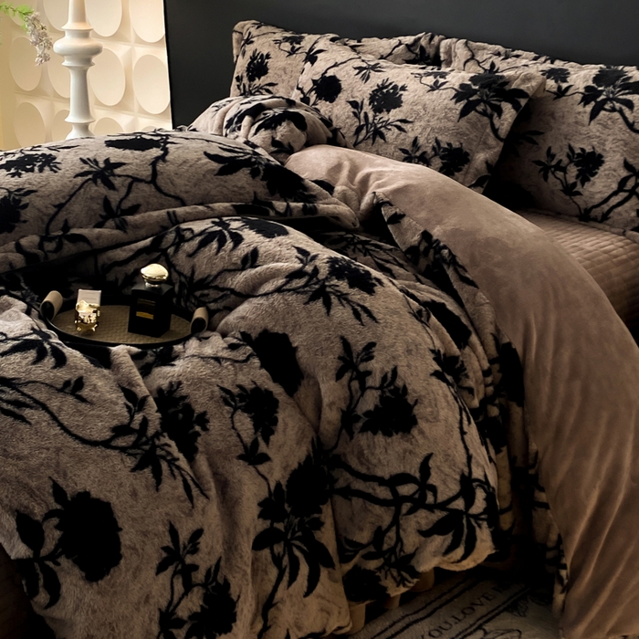 91家纺网 家纺一手货源 找家纺 大麦家纺 25年新款高克重兔毛牛奶绒床盖四件套 半暖时光