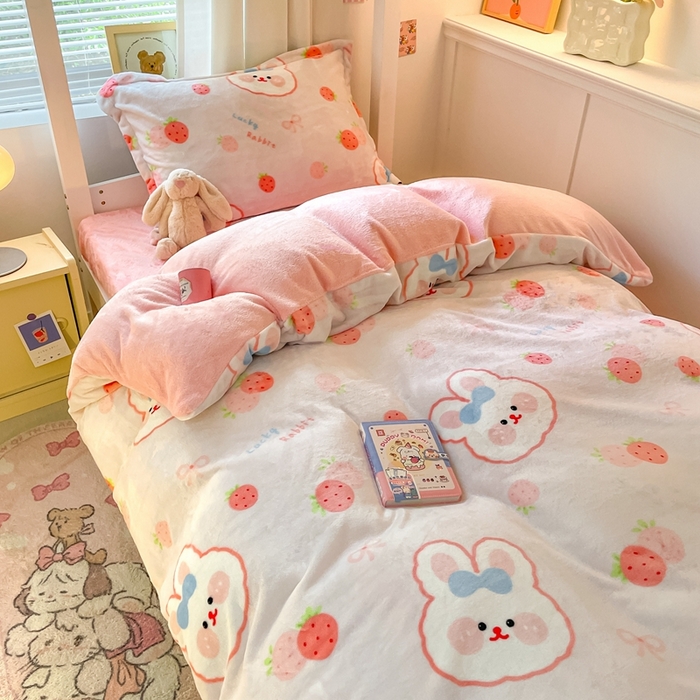 91家纺网 家纺一手货源 找家纺 寻米 2025新款高克重加厚保暖牛奶绒学生宿舍单床笠单件床笠系列二 蜜可小兔