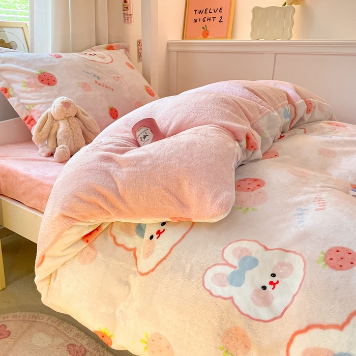 91家纺网 家纺一手货源 找家纺 寻米 2025新款高克重加厚保暖牛奶绒学生宿舍单床笠单件床笠系列二 蜜可小兔