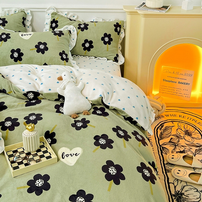 91家纺网 家纺一手货源 找家纺 梵克保罗 2025秋冬新品韩版印花牛奶绒花边款四件套 莫奈