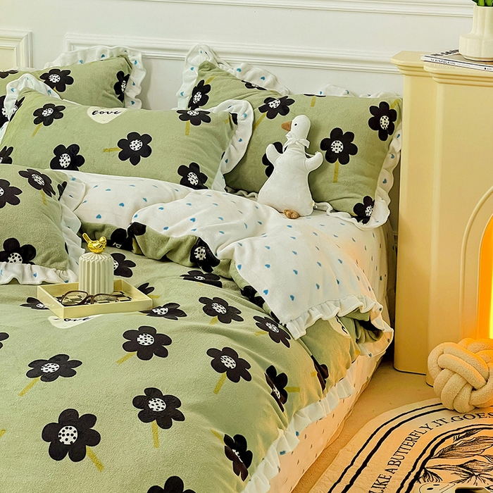 91家纺网 家纺一手货源 找家纺 梵克保罗 2025秋冬新品韩版印花牛奶绒花边款四件套 莫奈