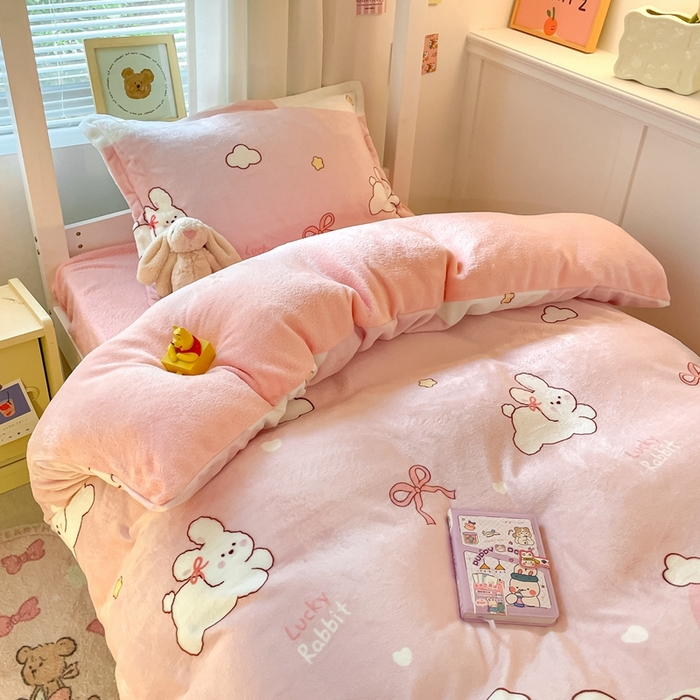 91家纺网 家纺一手货源 找家纺 寻米 2025新款高克重加厚保暖牛奶绒学生宿舍单床笠单件床笠系列二 云朵小兔