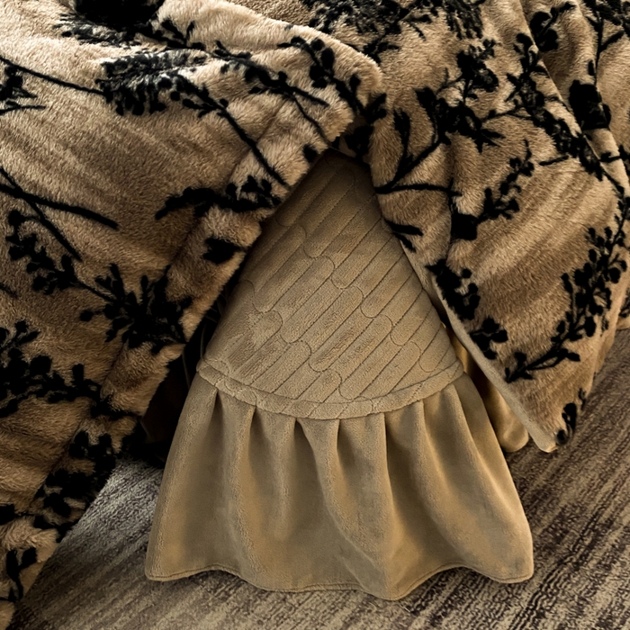 91家纺网 家纺一手货源 找家纺 大麦家纺 25年新款高克重兔毛牛奶绒床盖四件套 花影织梦