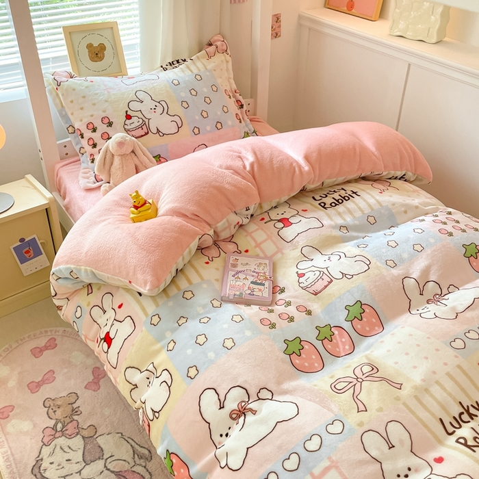 91家纺网 家纺一手货源 找家纺 寻米 2025新款高克重加厚保暖牛奶绒学生宿舍单床笠单件床笠系列二 幸运兔