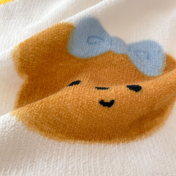 91家纺网 家纺一手货源 找家纺 寻米 2025新款高克重加厚保暖牛奶绒学生宿舍单床笠单件床笠系列二 甜橘小熊