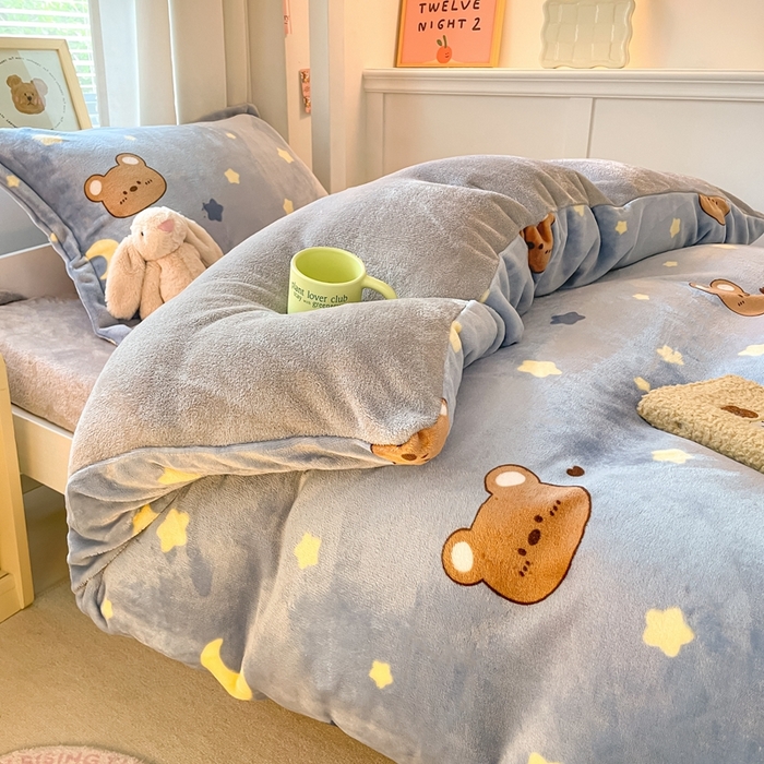 91家纺网 家纺一手货源 找家纺 寻米 2025新款高克重加厚保暖牛奶绒学生宿舍单床笠单件床笠系列二 晚安小熊-灰