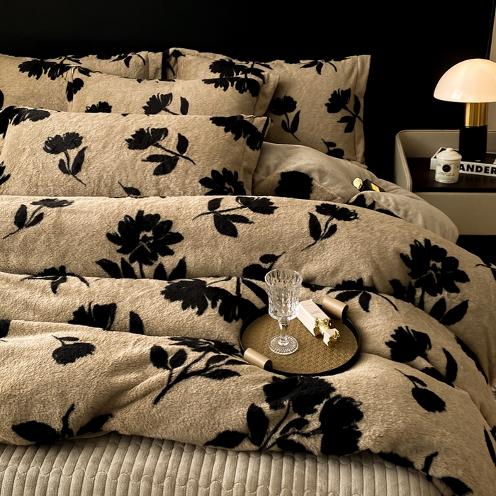 91家纺网 家纺一手货源 找家纺 大麦家纺 25年新款高克重兔毛牛奶绒床盖四件套 流绪微梦