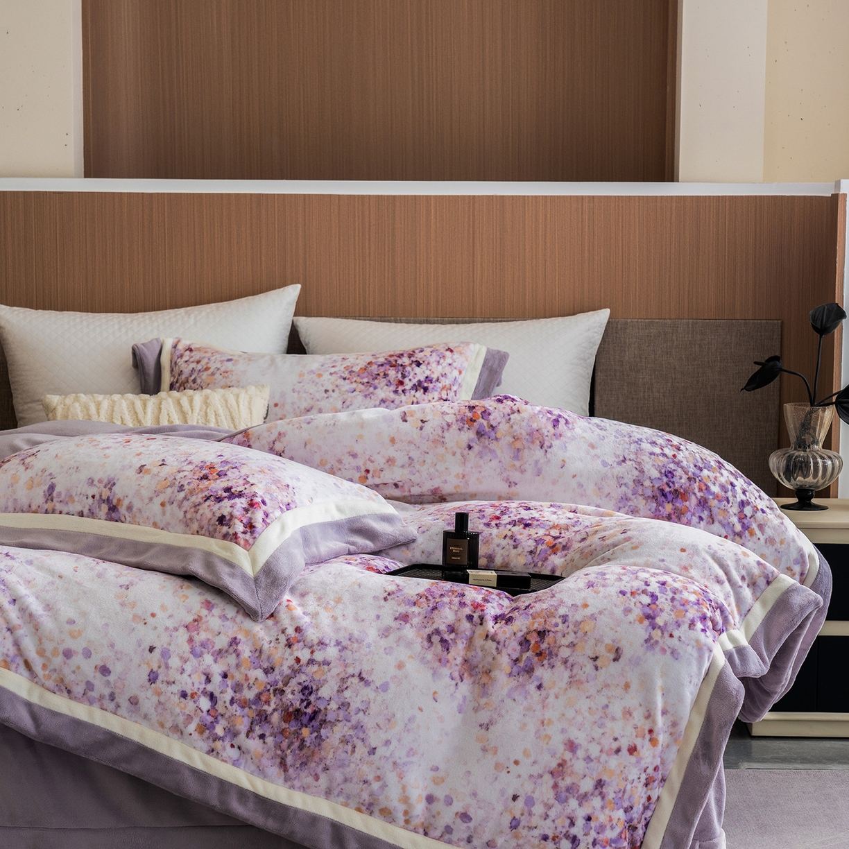 91家纺网 家纺一手货源 找家纺 蓝梦 2025新款全消光数码印花牛奶绒系列四件套 花海紫