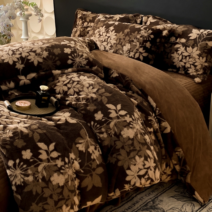 91家纺网 家纺一手货源 找家纺 大麦家纺 25年新款高克重兔毛牛奶绒床盖四件套 罗马假日